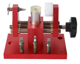 07115 Pry Bottom Cover Machine